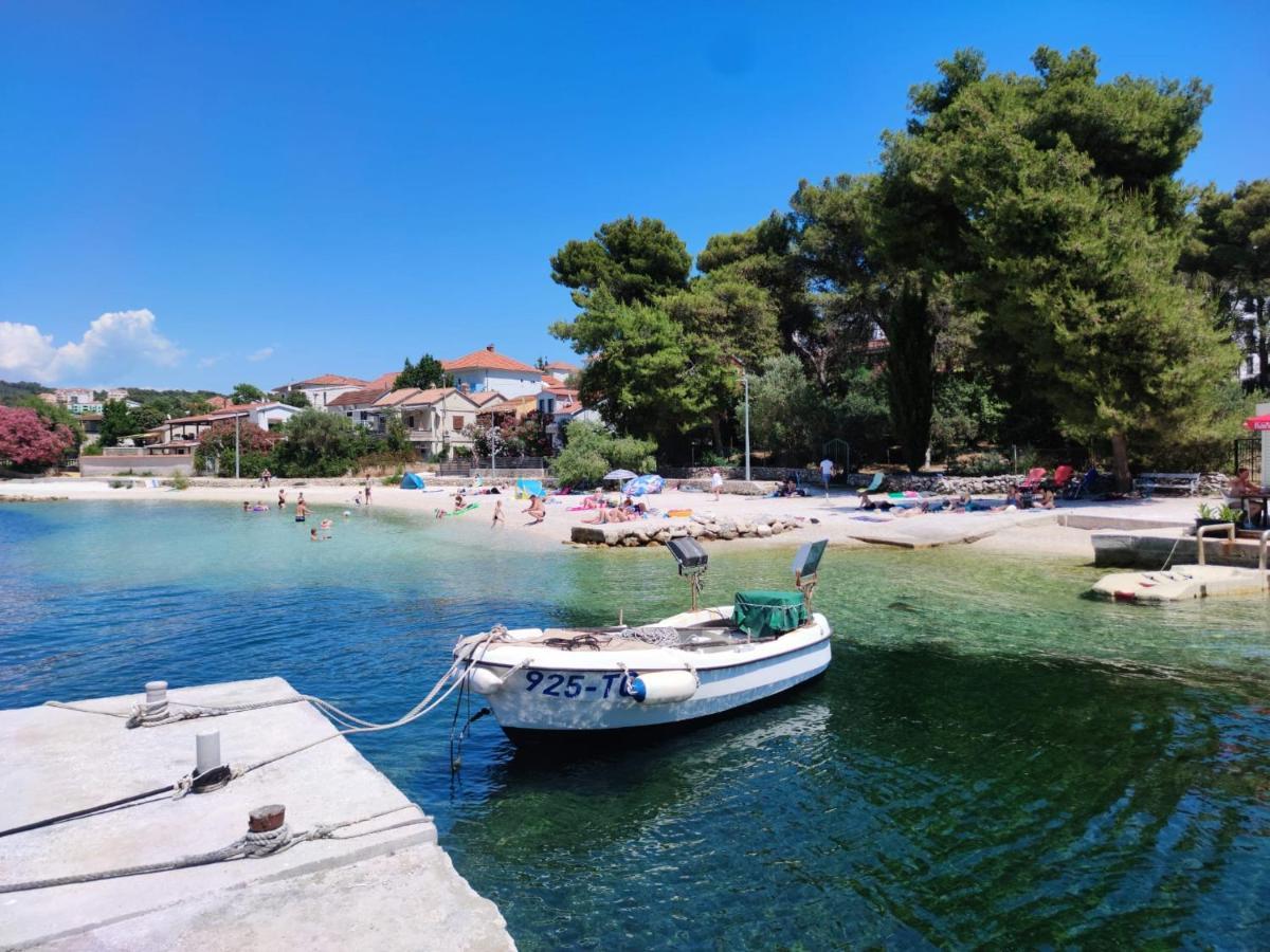 Dalmatia Apartments Ciovo Trogir Exterior photo